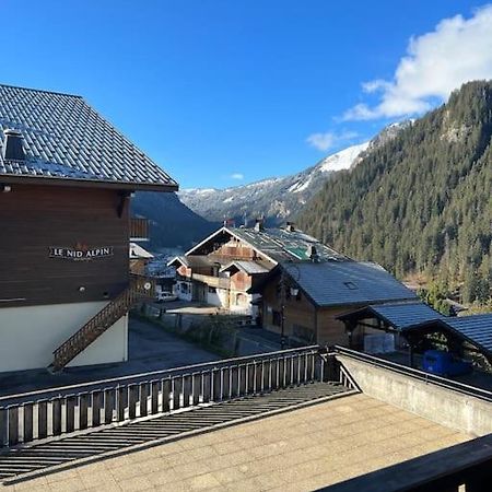 Bel Appartement Proche Du Centre De Châtel Esterno foto