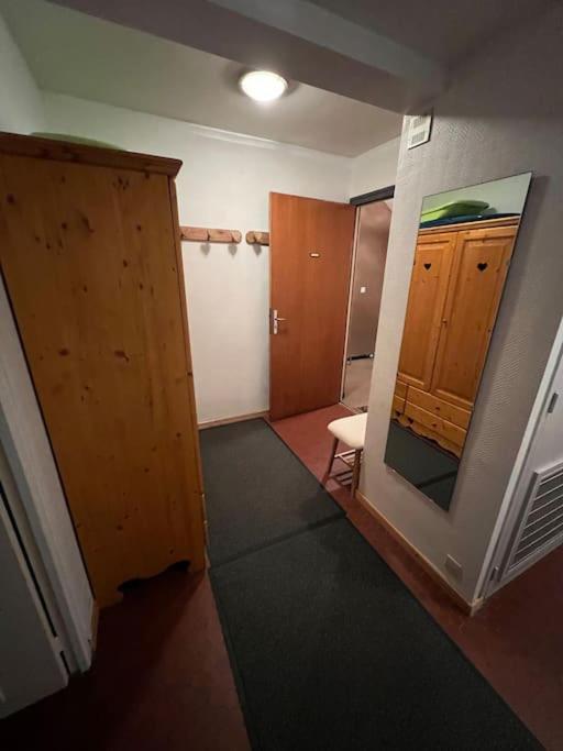 Bel Appartement Proche Du Centre De Châtel Esterno foto